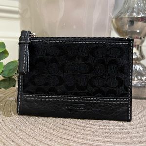 ⬛️⬛️Coach Card Holder/Keychain NWOT ⬛️⬛️